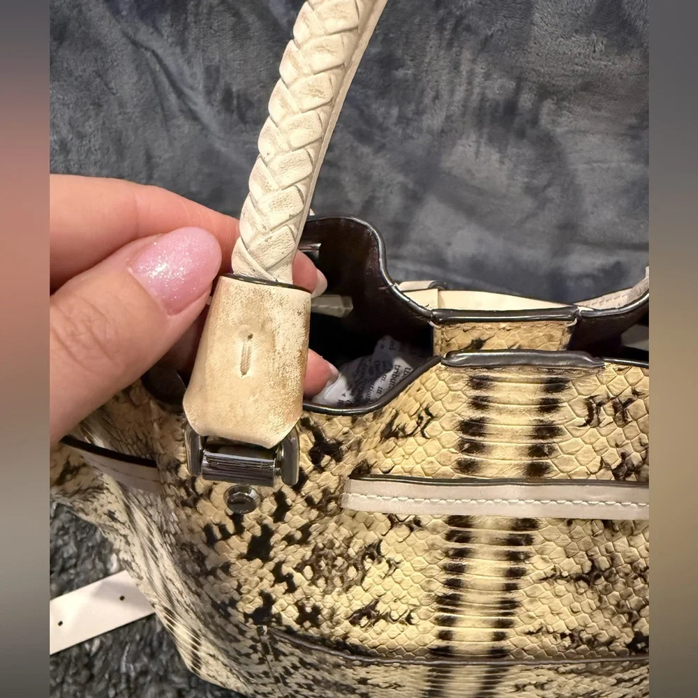 Michael Kors Blakely Medium Bucket Bag in Python‎ Leather, Natural Cream GUC